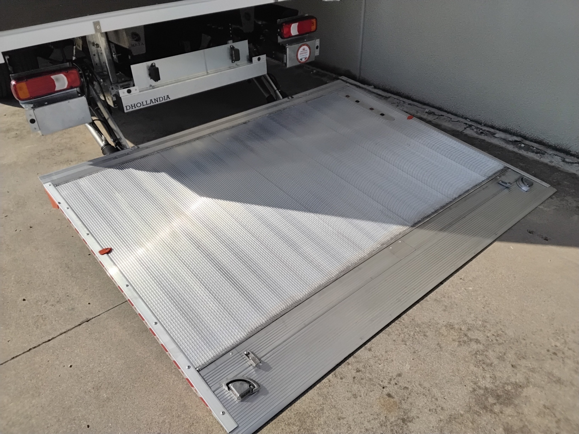 027641ae dbdf 4f5e b442 34302ff7b618