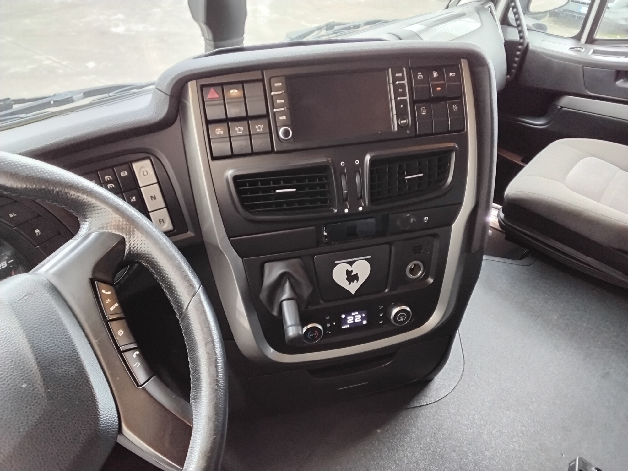 054180e1 a54c 4b66 941b 7797706687b2