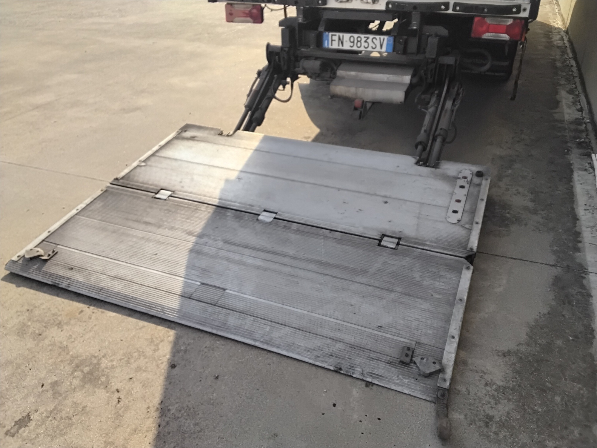 05fb8ca6 44f2 44fe 9e78 0068442ee931