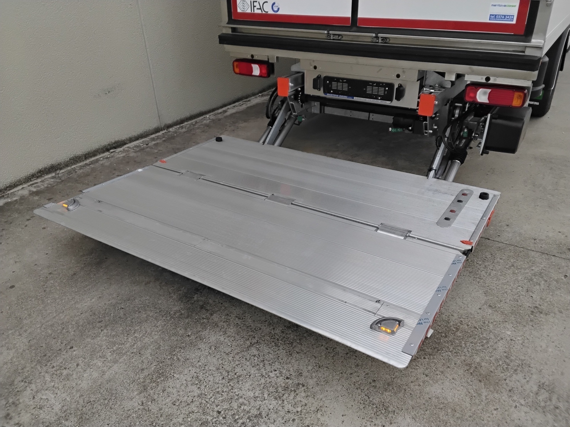 06208848 fee2 4bfd b58e 87b461b6b400