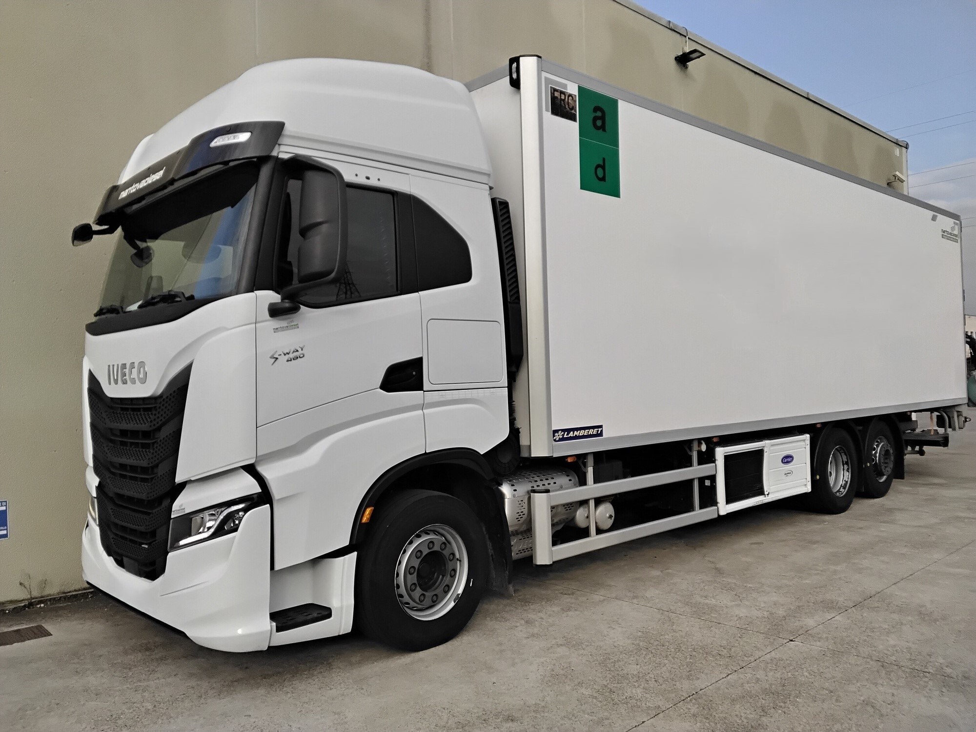 0a121a3d 7477 4a08 ae4e 3326d62e3e03