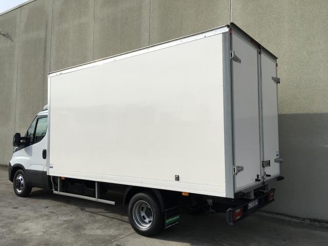 0bbf2e87 104e 4040 8997 d8fca58e3521