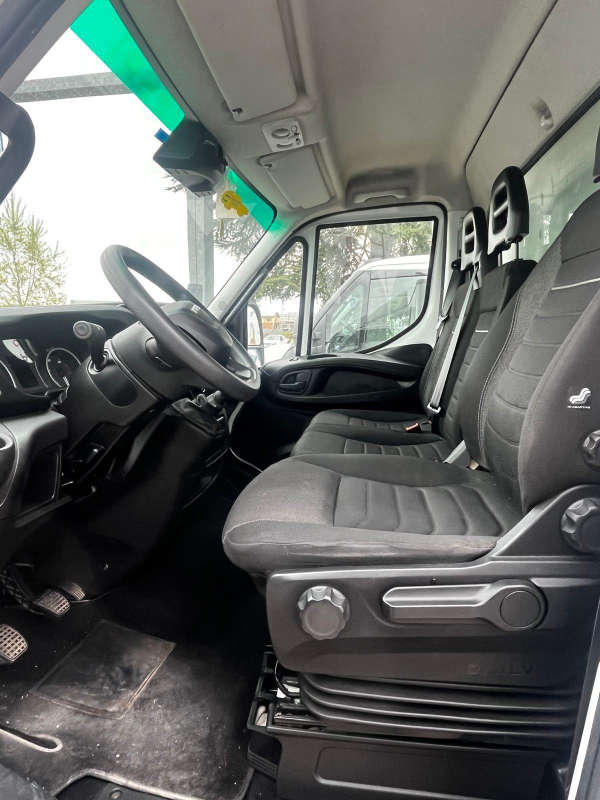 0d33493b 74a1 4c1e b133 613e9e8f6e38