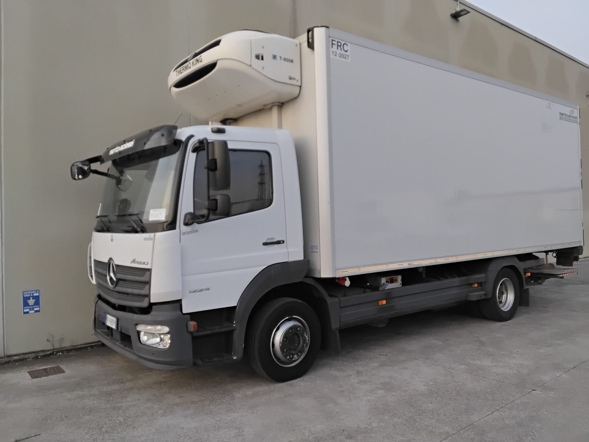 1e9690bc dc43 443e 8f03 2d87110b61b1