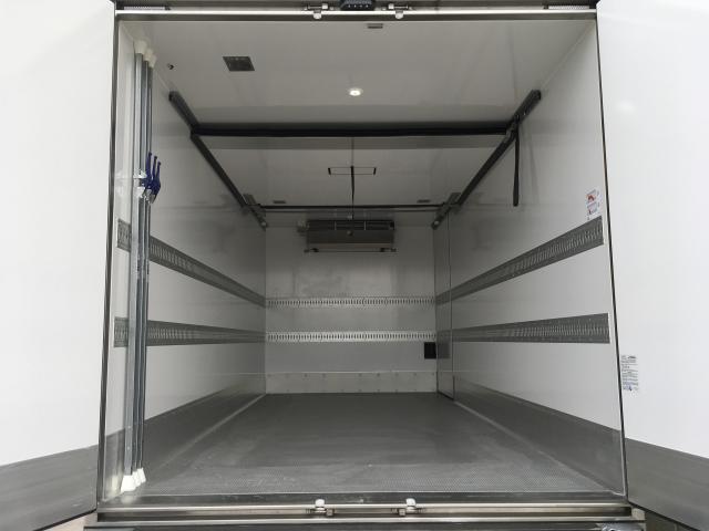 229b3df9 5bd2 4711 bf98 c298ab8394c3