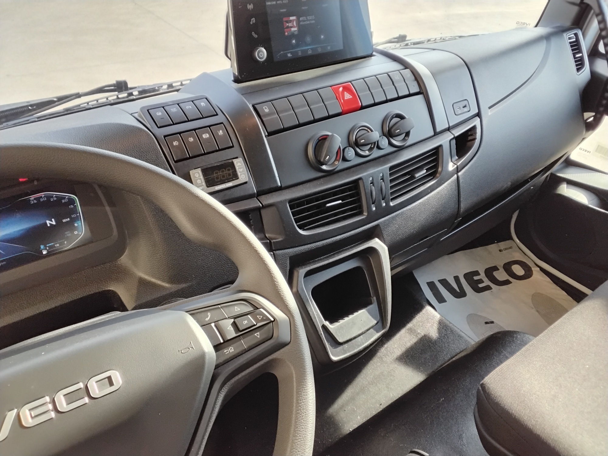 267c0551 0eb7 4cb5 8565 ff328d22ac70