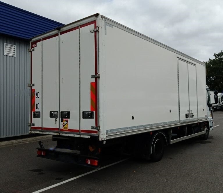 2e05fdc9 6de0 4760 a796 82f012e15373