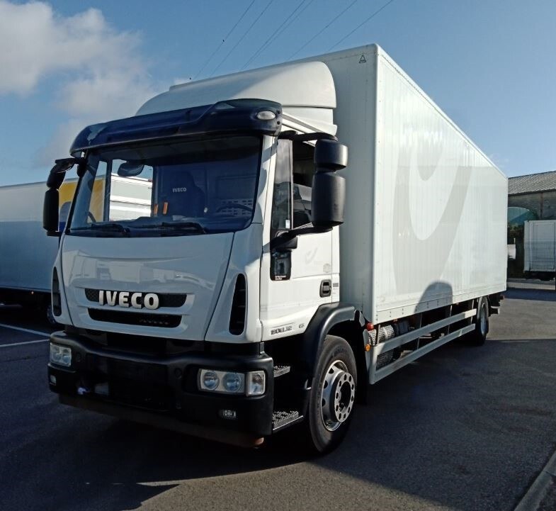 39ca16c1 eacb 4710 9f86 68b4017f921e