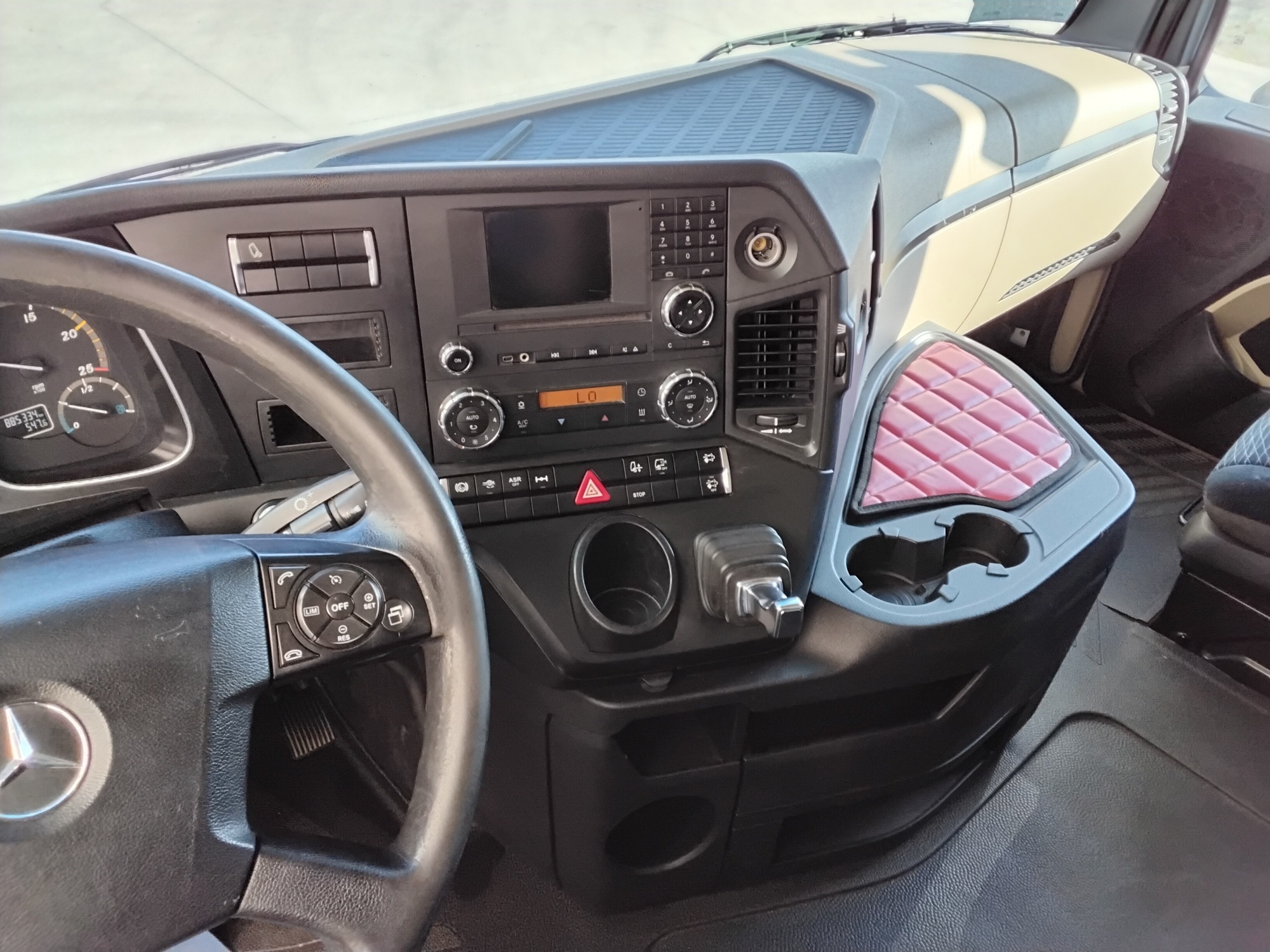 3ec02b4b bff8 4c6a 8085 1e1d60d9f8d6