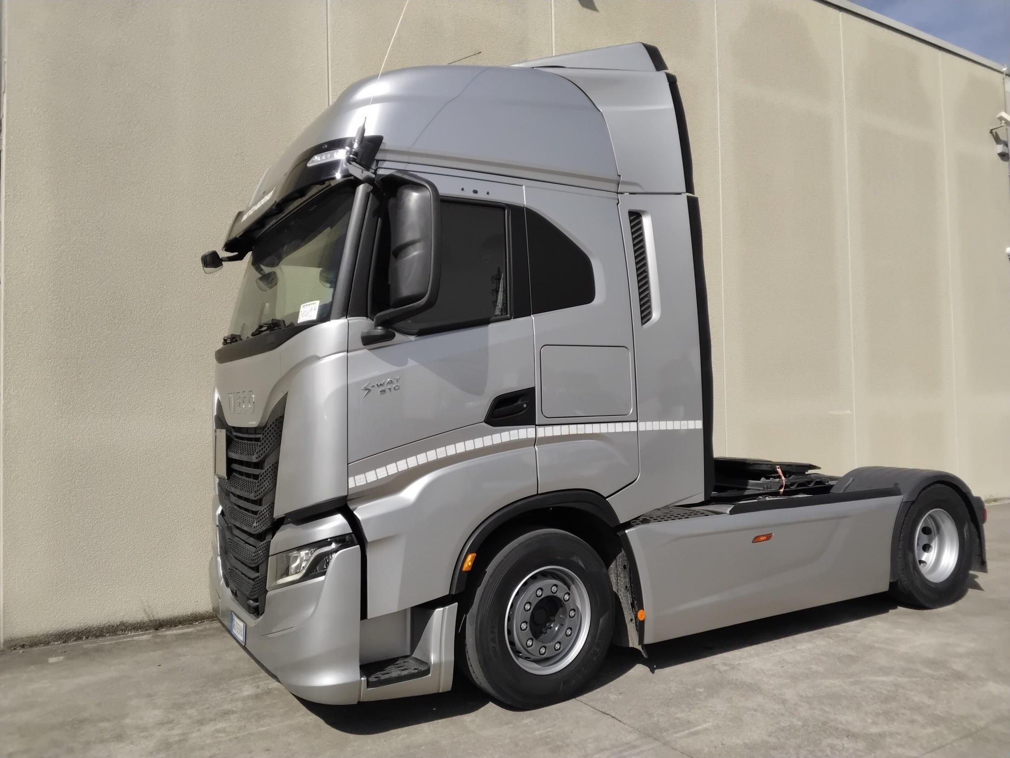 3ef39bda 6690 4954 9852 dfa0ed9ea6f5