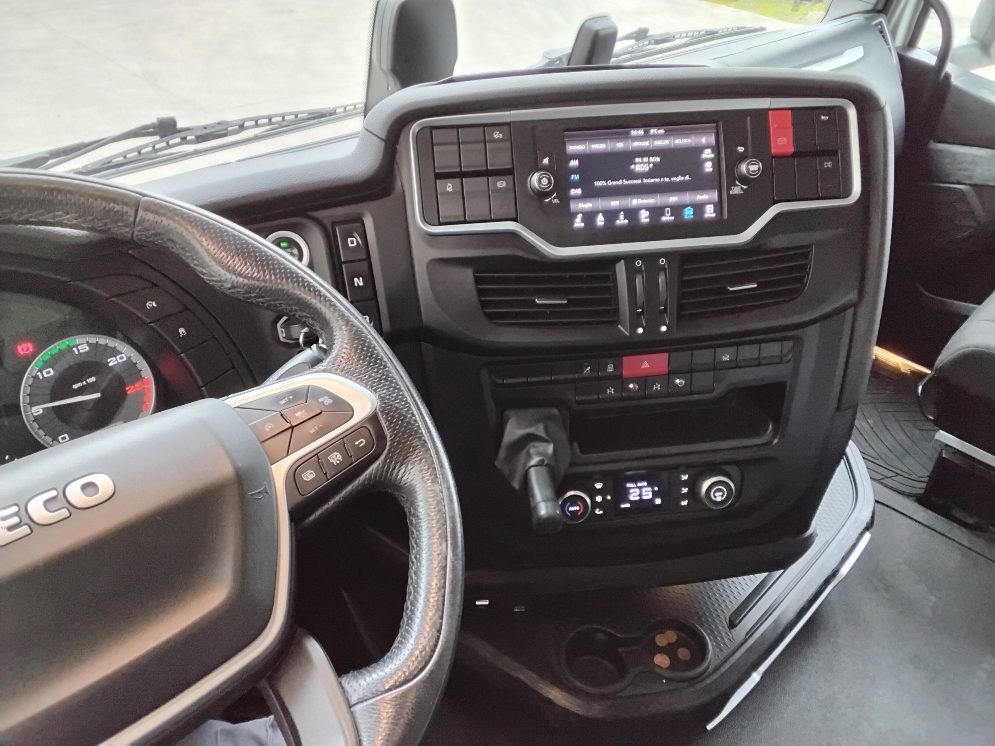 44f7fa4c 15bc 4665 9323 f626d51d4866