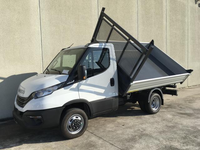 457a14fd 0563 4554 951e f3263331e4d8