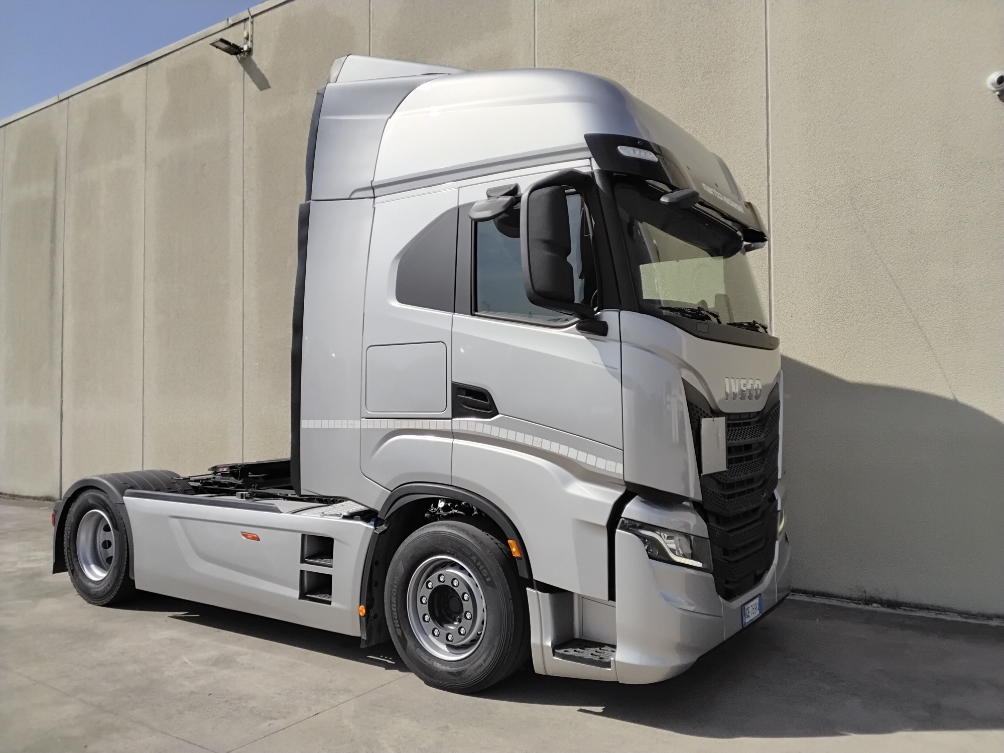 4bf8e7e8 3007 4c72 9264 02fc950c4f74