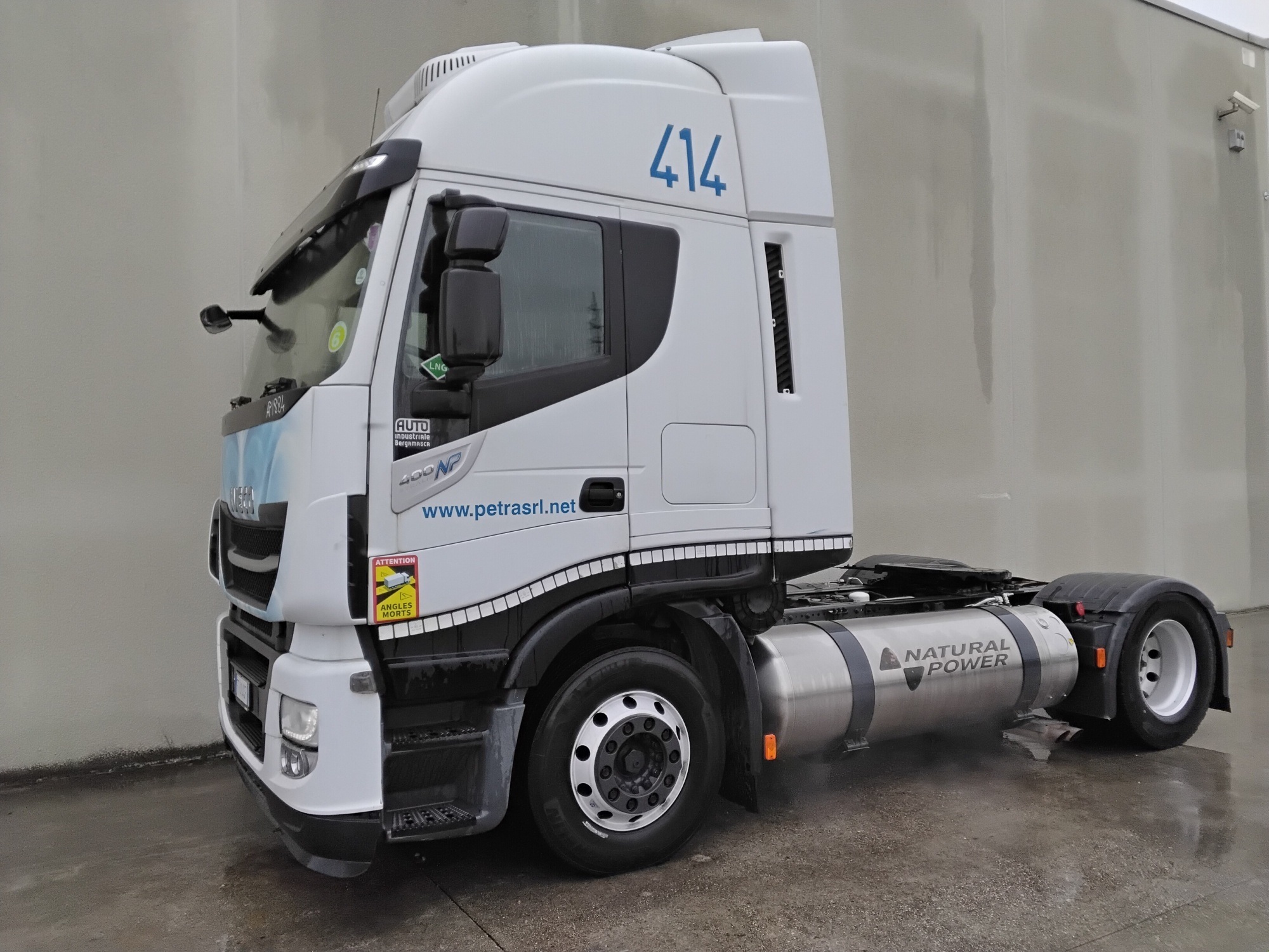 4c738573 ed67 4aef b064 7ff545b01a2f