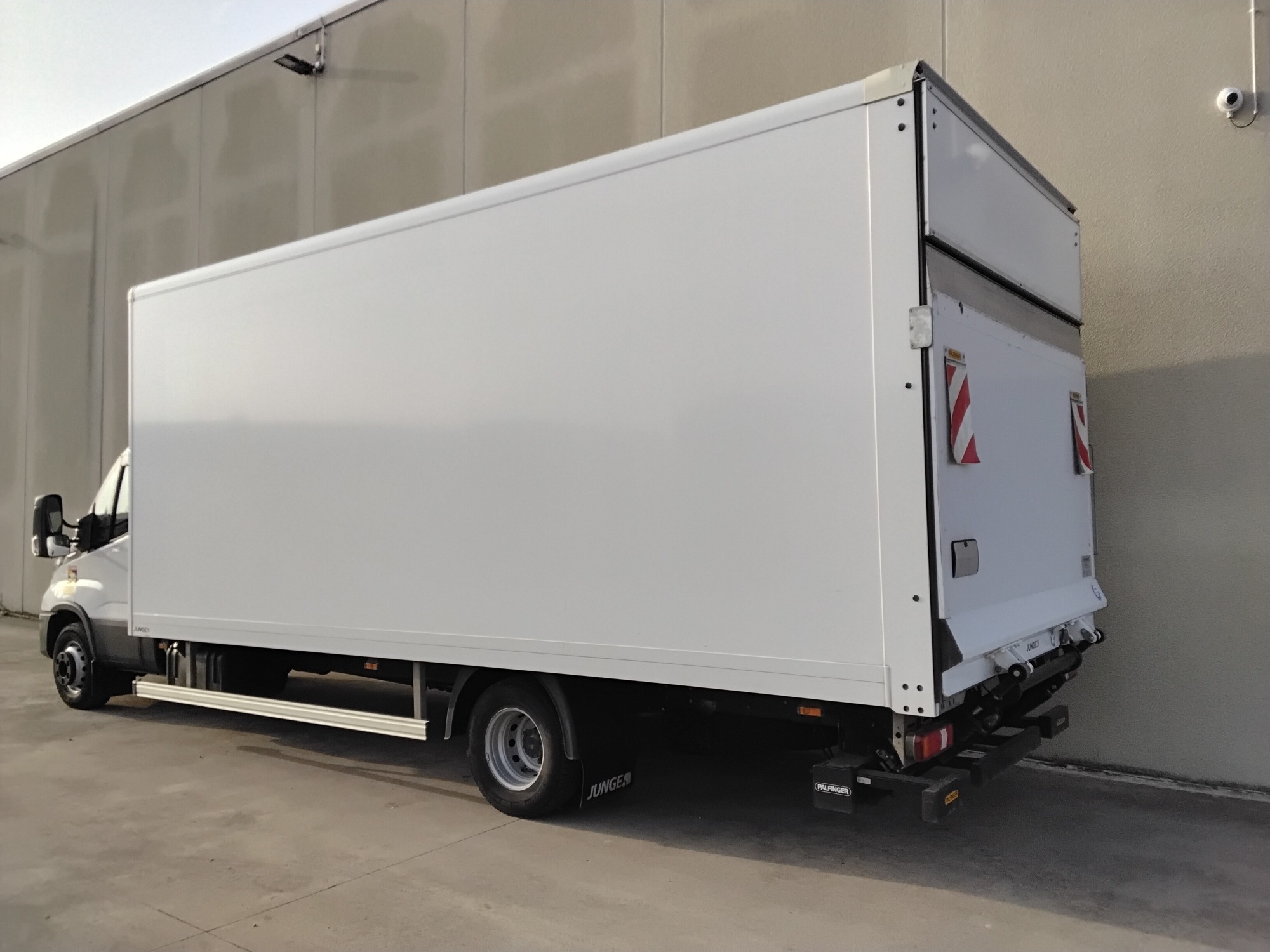 573cd484 5e10 4a3c 89db b050823e4023