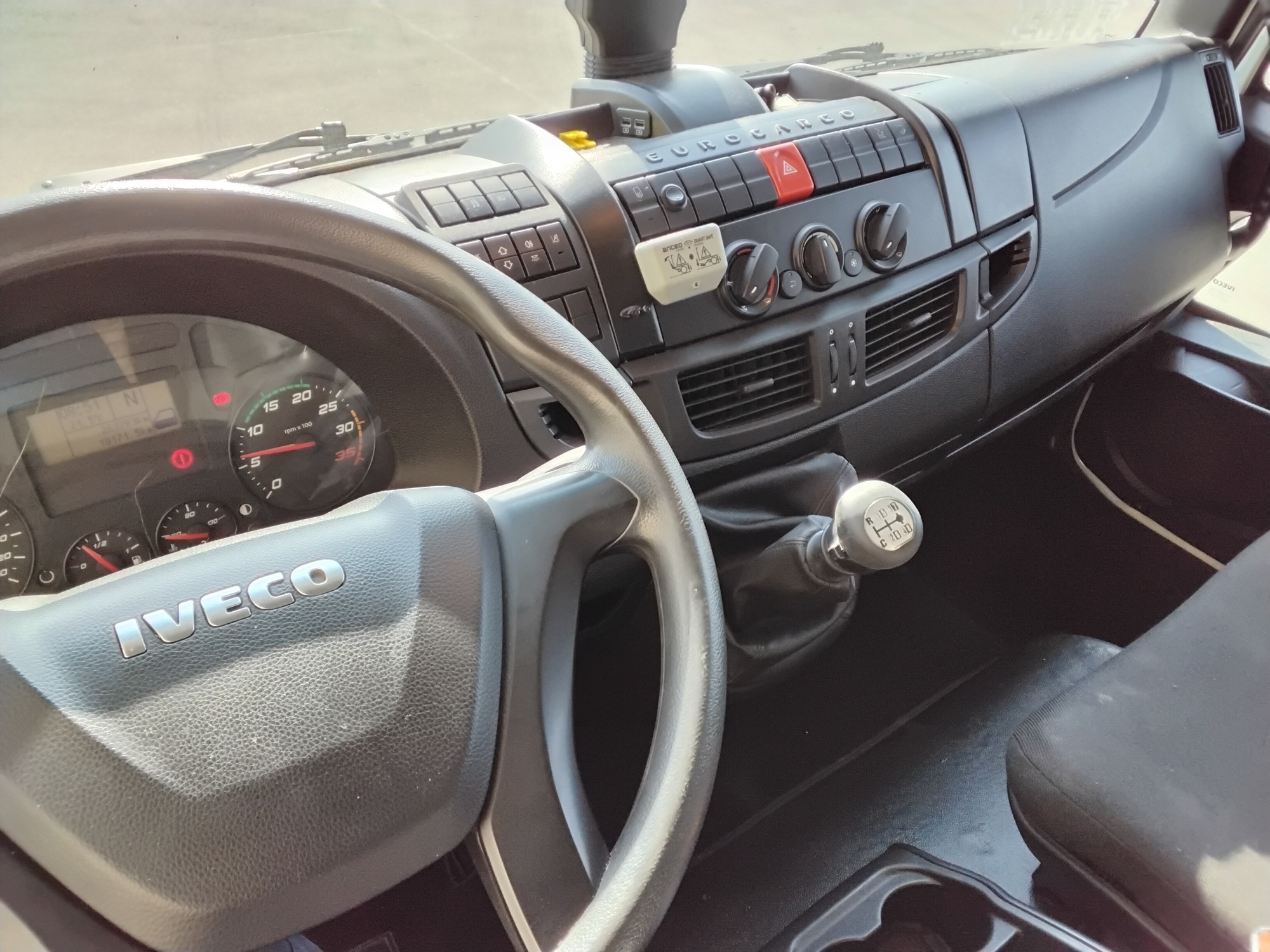 58b8fbf5 f4b1 44b0 95c7 a316bef466ba