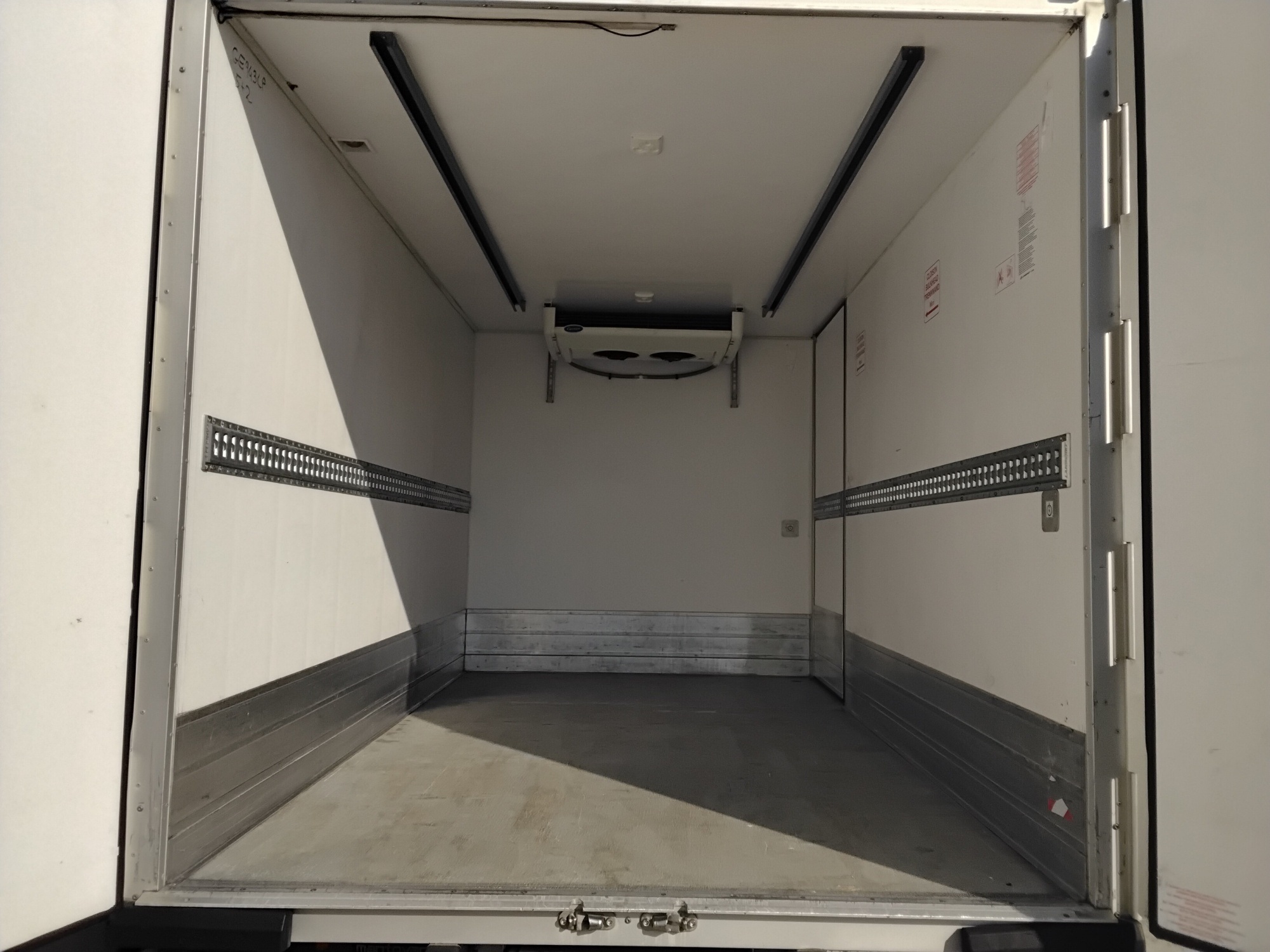 5ebab923 2b80 4e12 be28 466d6de88ef0