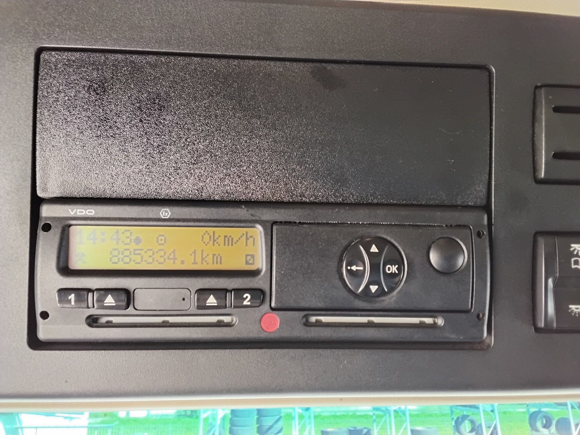 5f1be08d f3d9 4be6 bc36 7cb9ac7c62ec