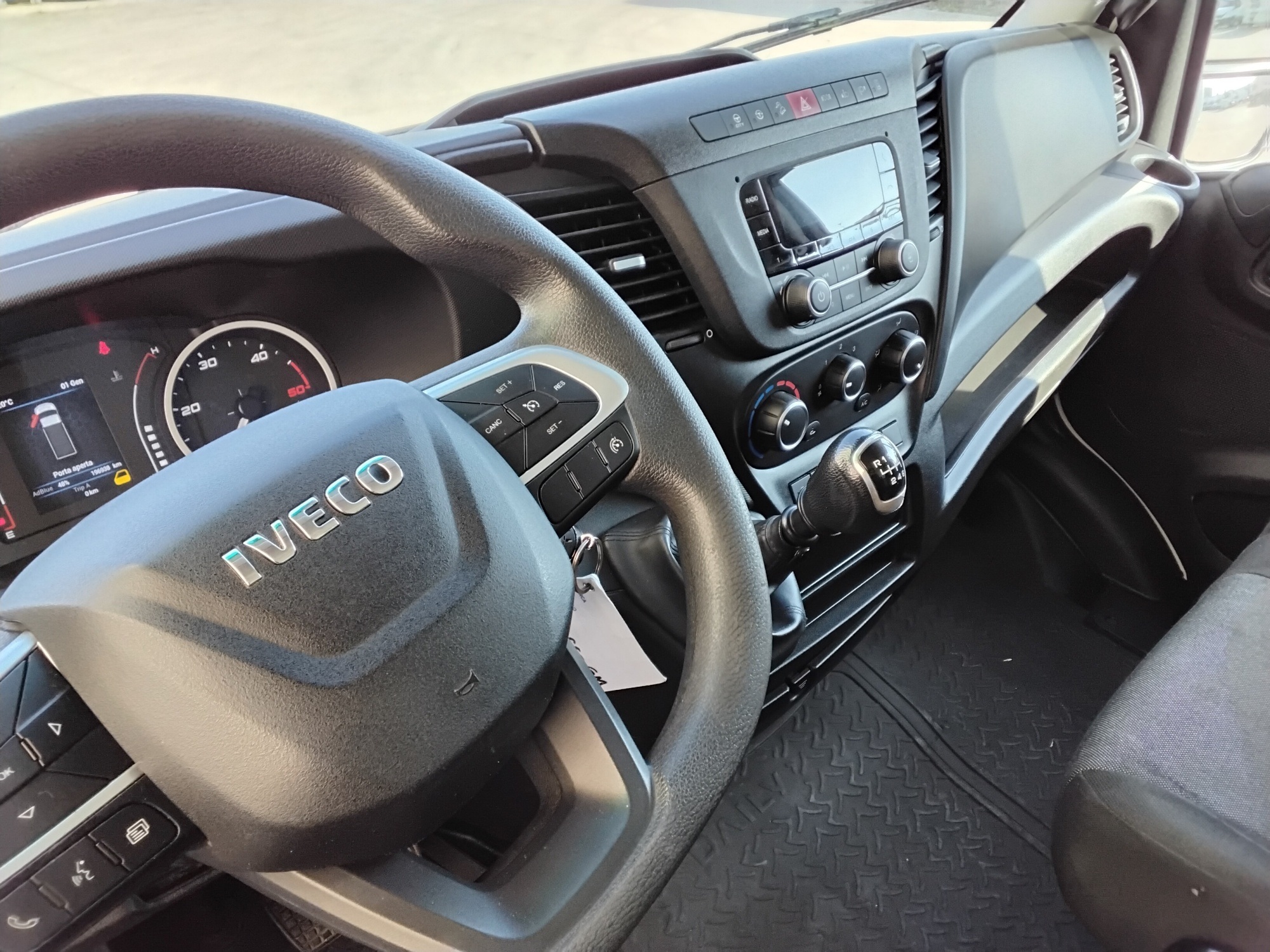 627a9b8e e9f0 4770 85ca 3b97f33235d0