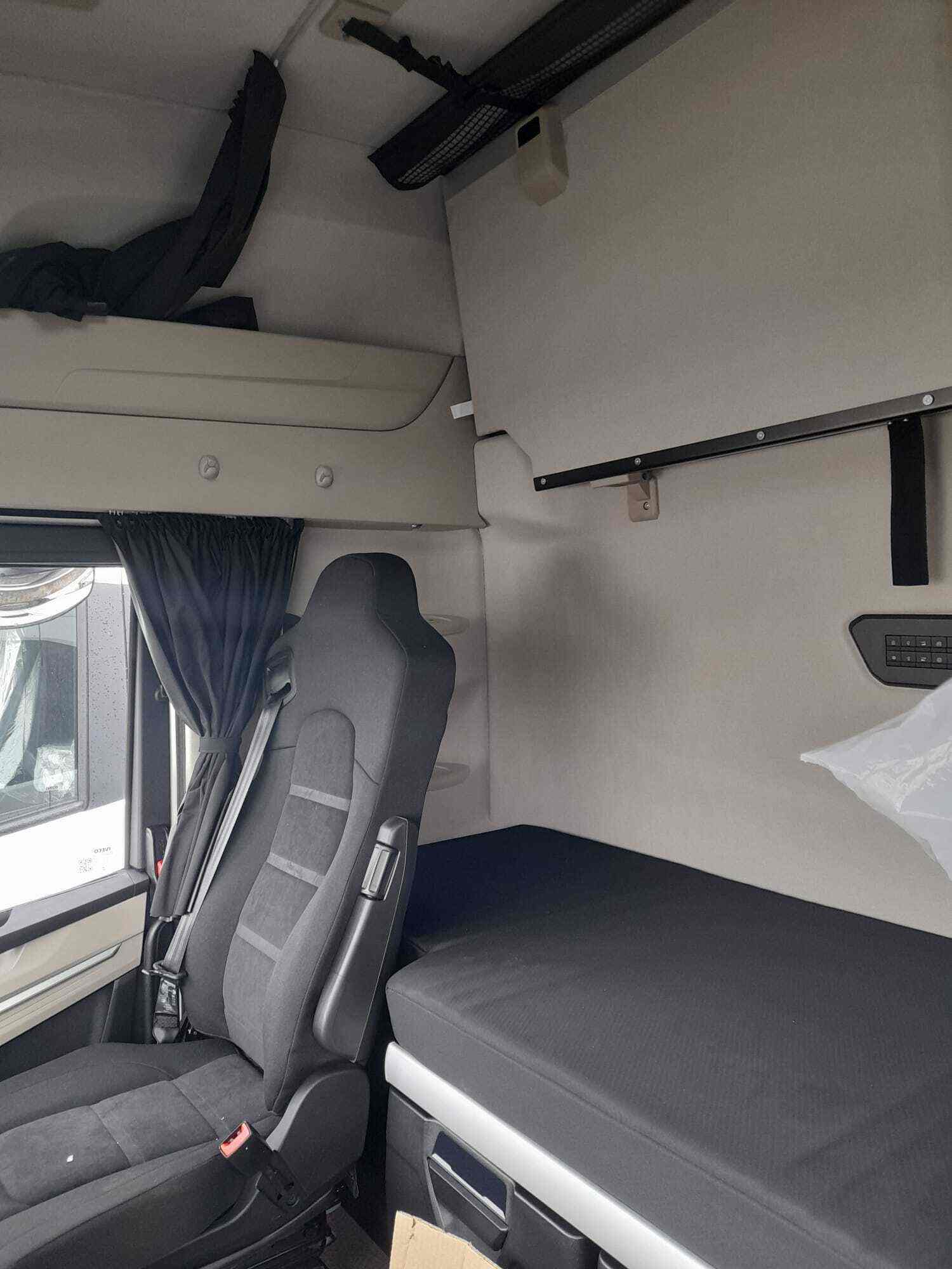 654d5e11 d88a 4864 9472 74f5a5672f71