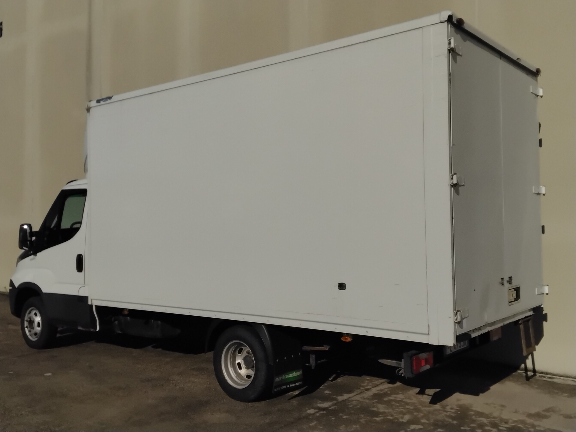 6639b155 4034 4568 a6ac 3e4e96ae912c