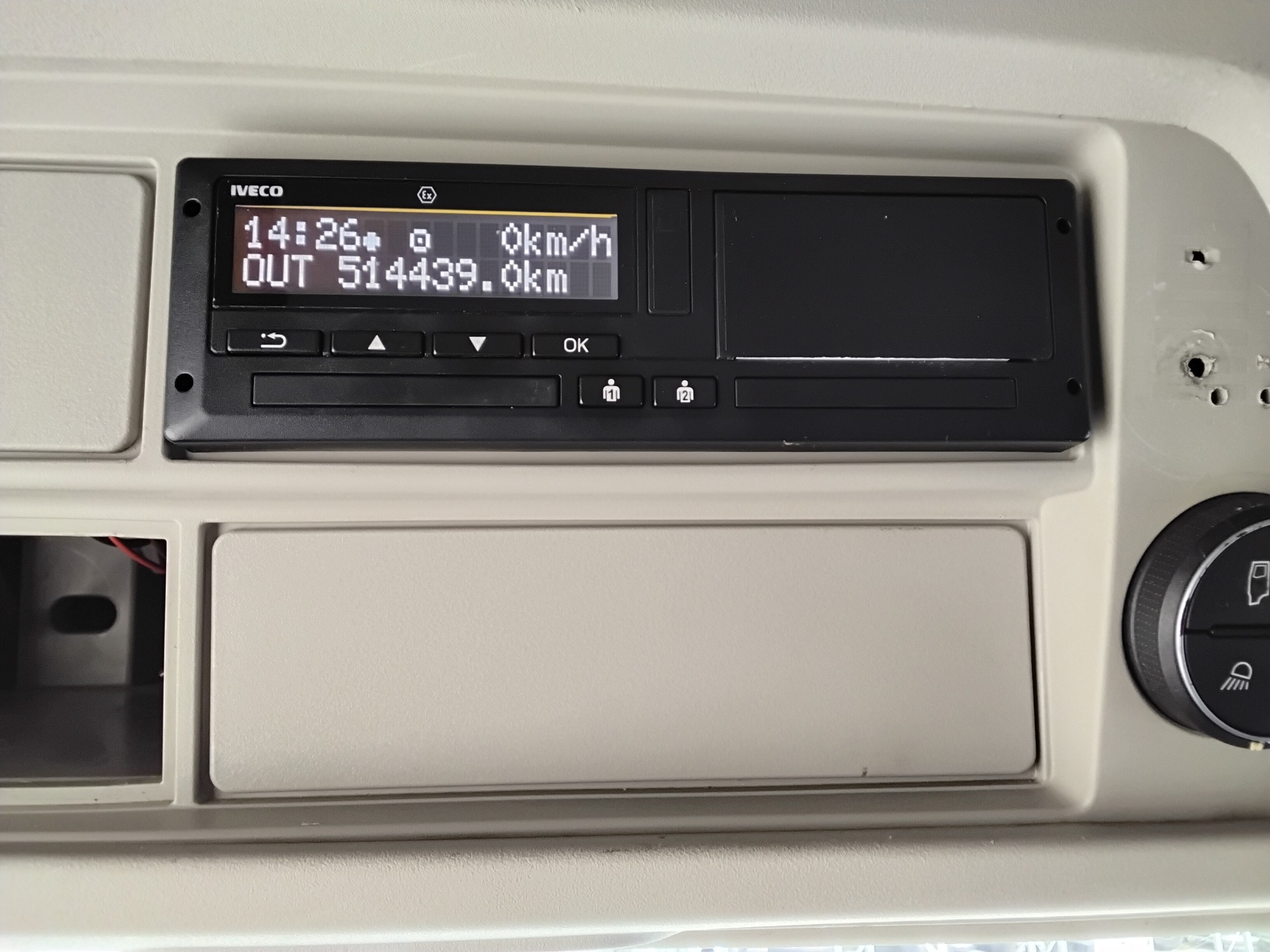 6b53c8f6 b17b 4fd2 9903 c81f804d41a6