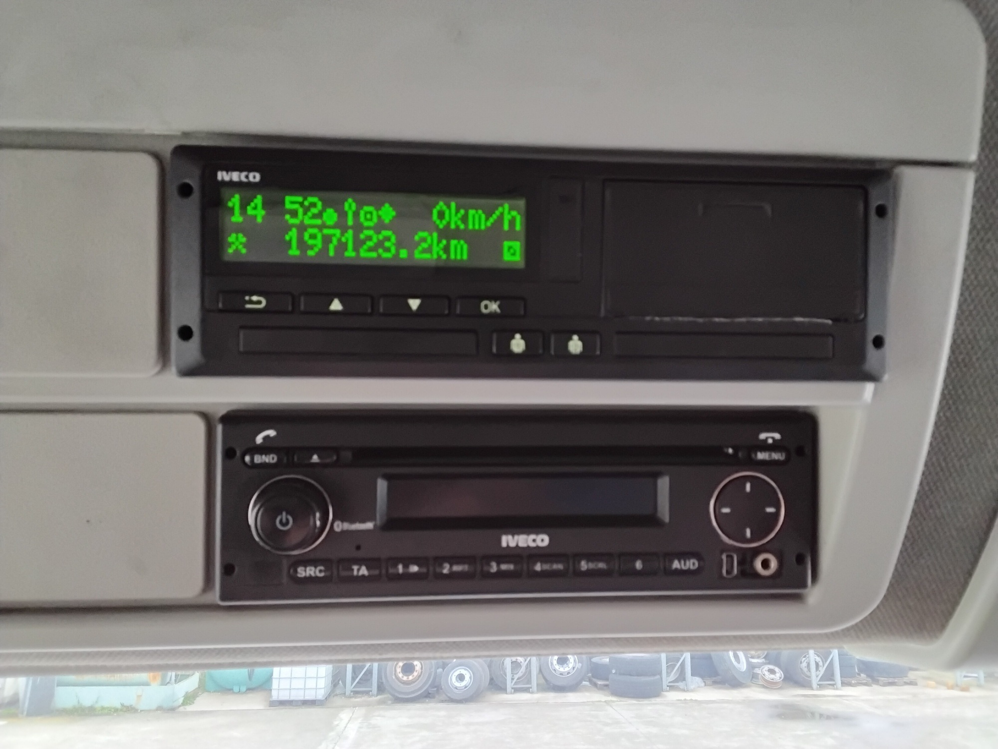 736d7aff 9379 48a3 b551 0de160be2895