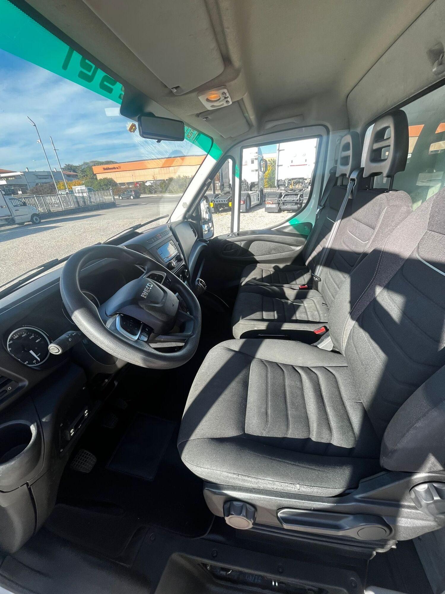 7ca05bb5 251d 457e ab17 eb0252ce5b89