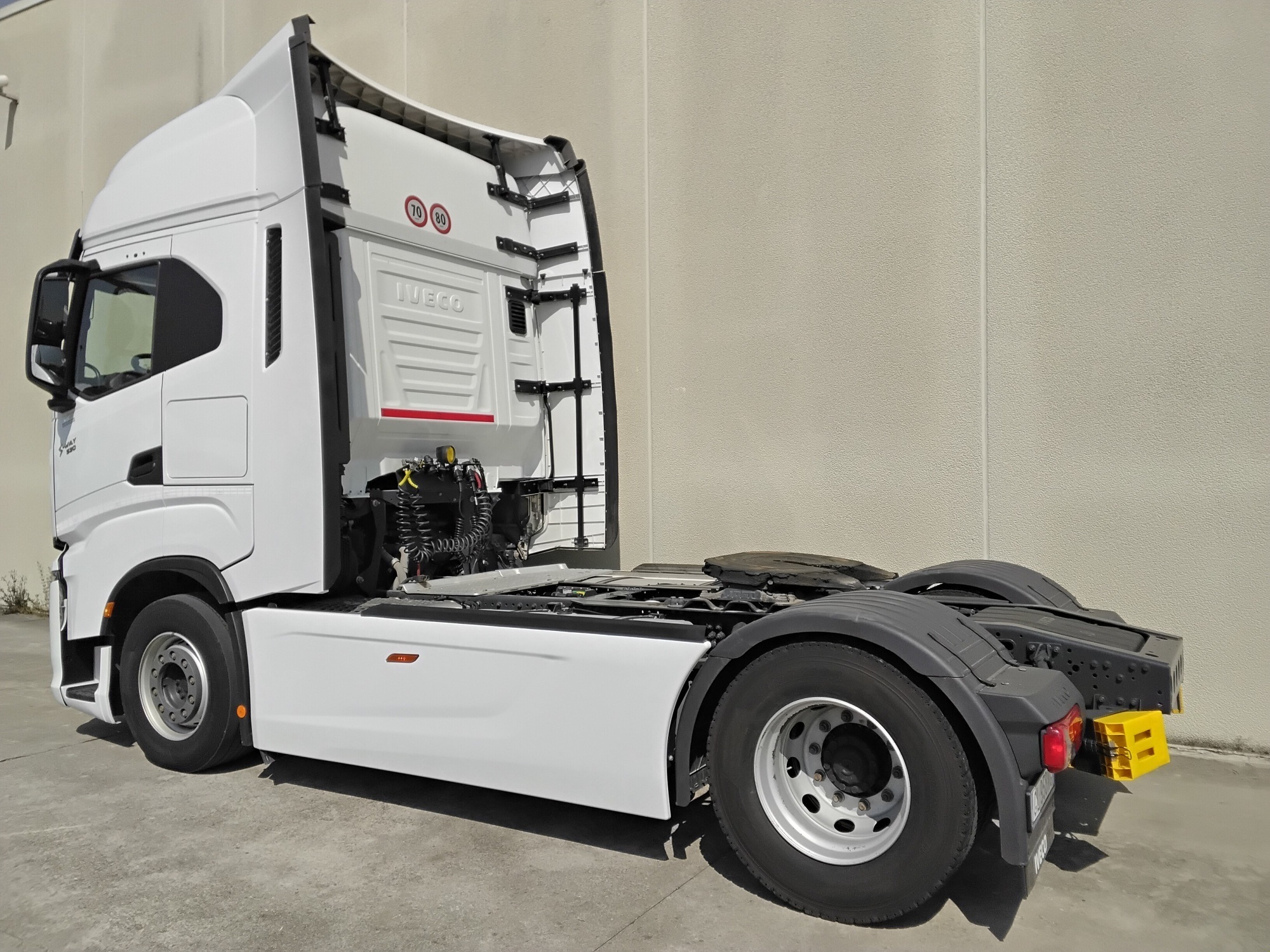 80c8240b abdb 4175 bab4 d9e39f157903