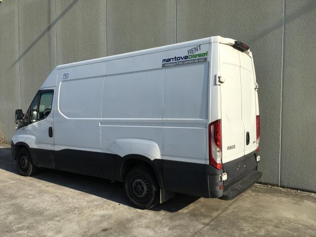 82e126da bd2b 48b2 bd9c f43cb7f268b3