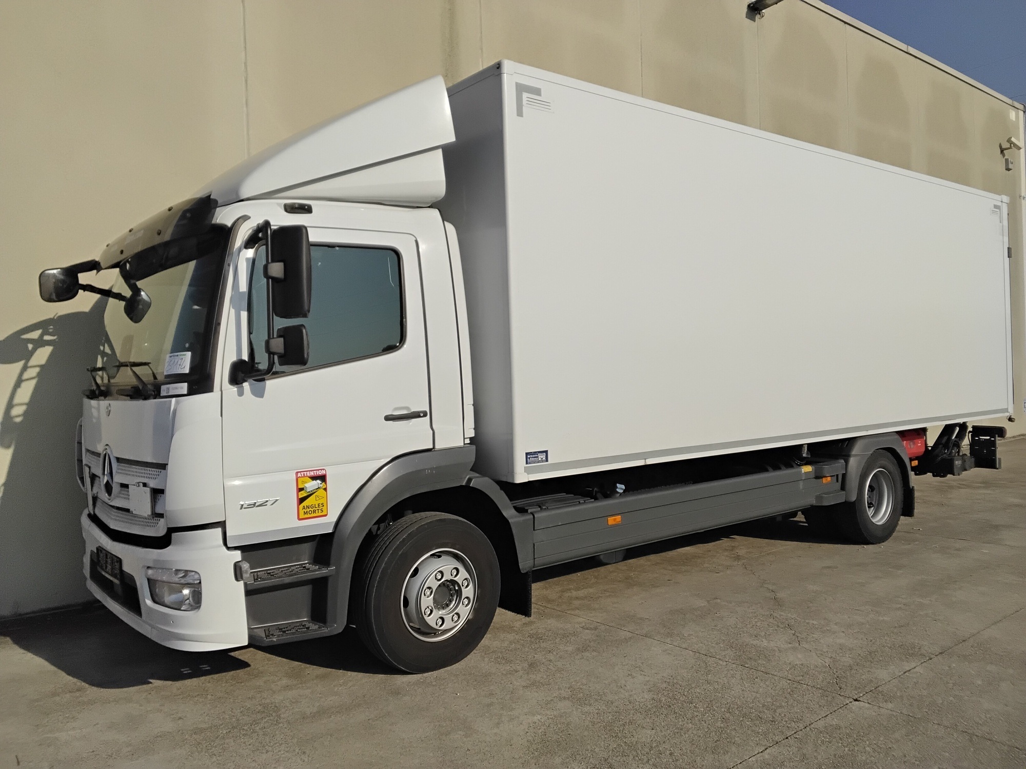 86b763a4 b53b 46f5 9120 f0f6fdb46126