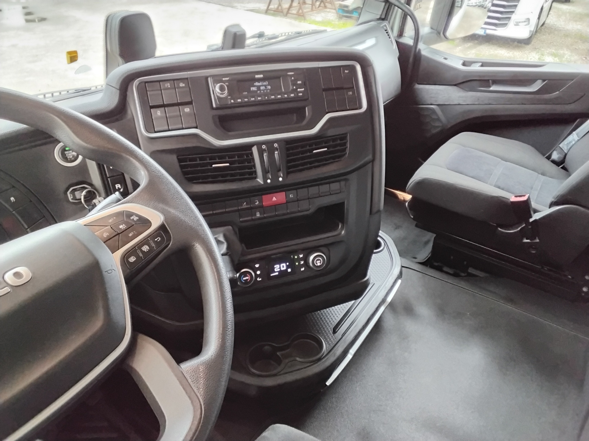 878b4d02 78a7 42e4 90ce 48051eca5694