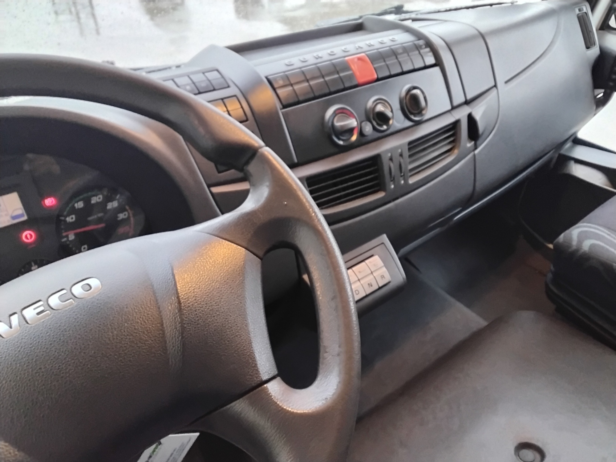 8f9a4adc 7653 4ed2 9d67 42f5e03bf108