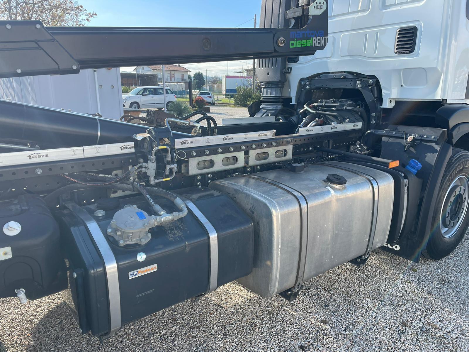 91ca585c 5301 45a6 9ae3 872b1ee3c687