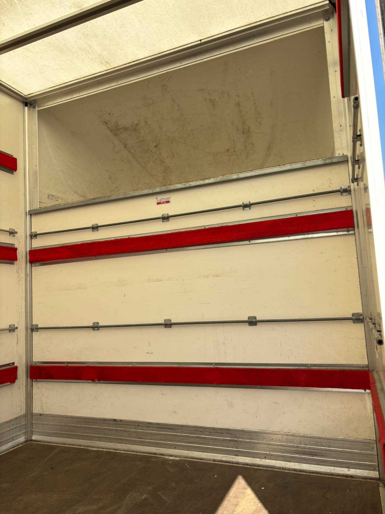 92259bf1 c3ec 4082 83e1 5b877c8b6f8b