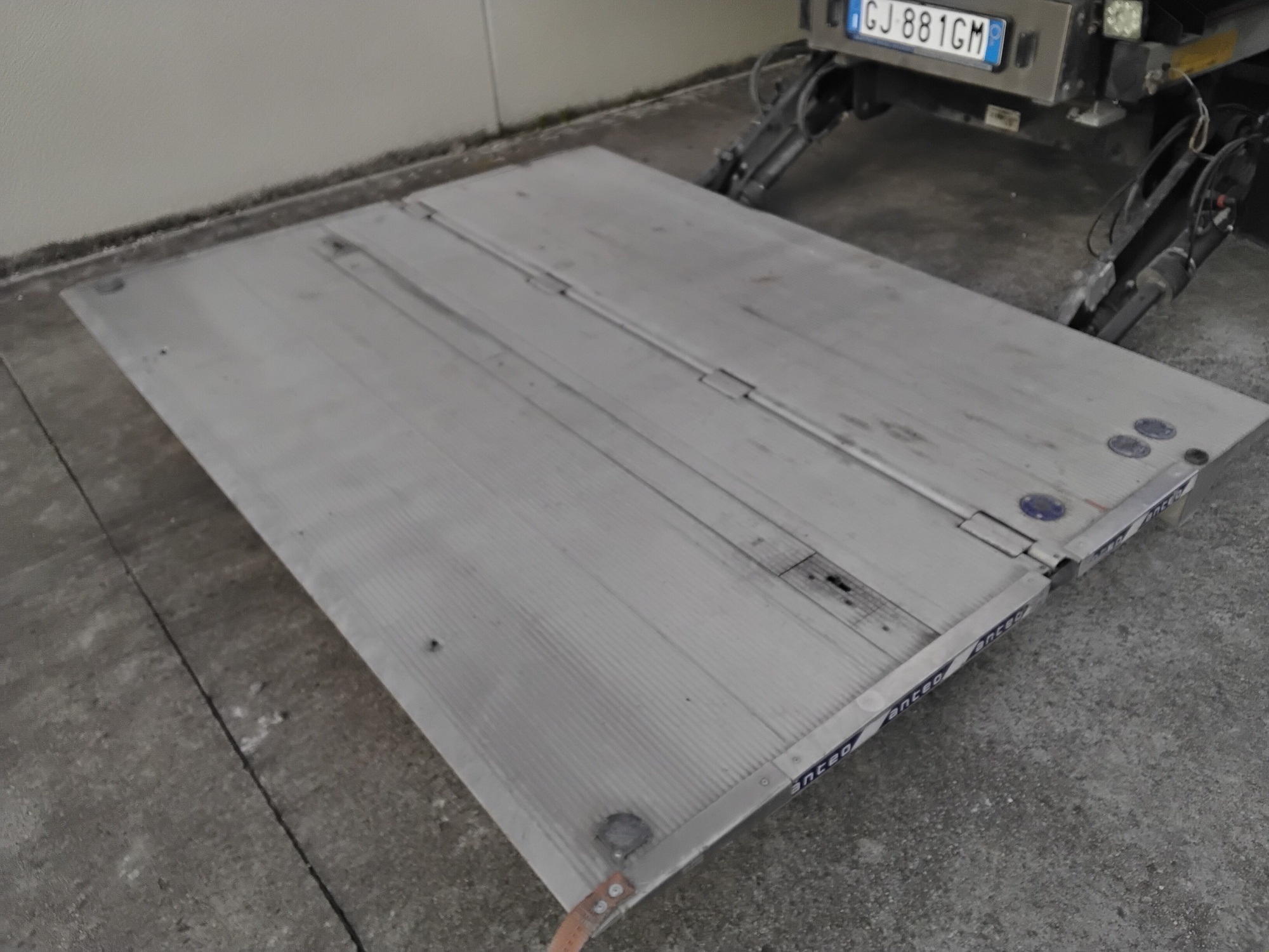 98f59211 3426 40e4 9118 819777d2ec6d