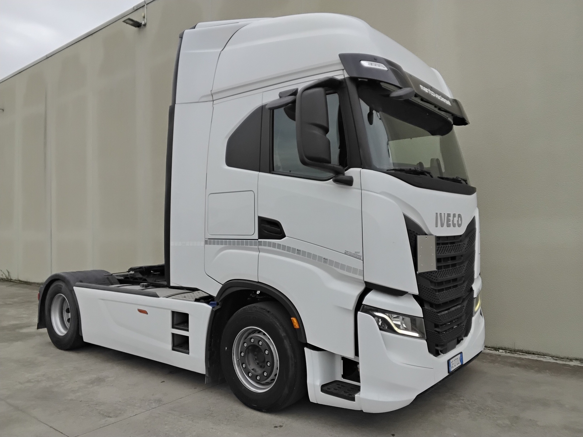 99e45a37 a0e9 4029 8e57 5511dd803db1