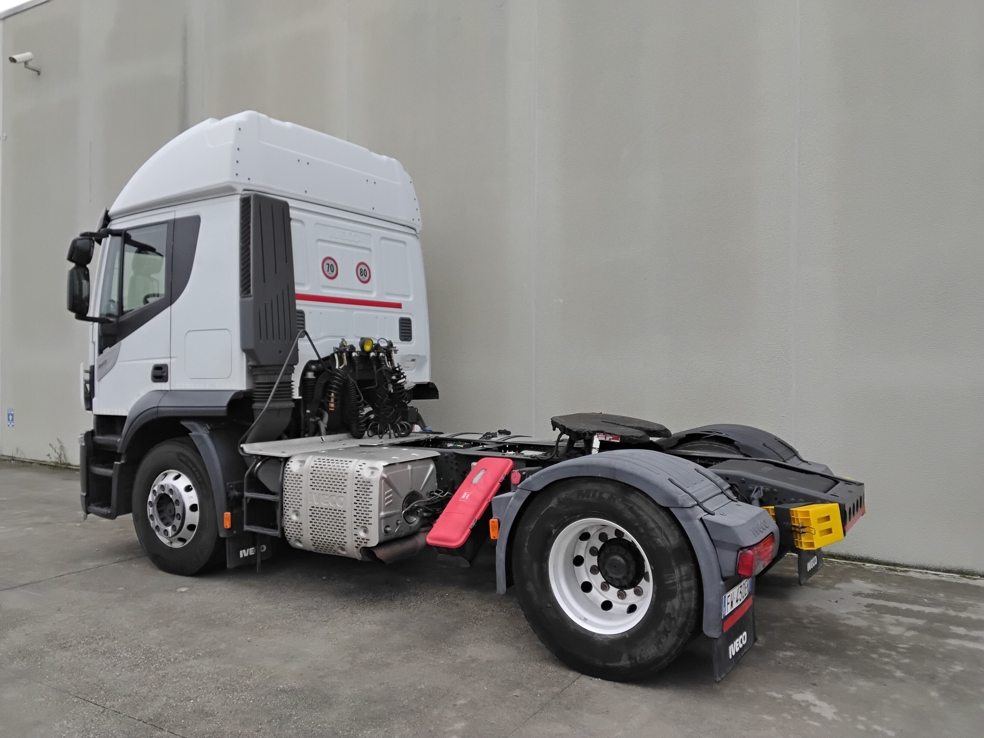 9ca0f247 39b6 4e1c 8043 740997cb9ff1