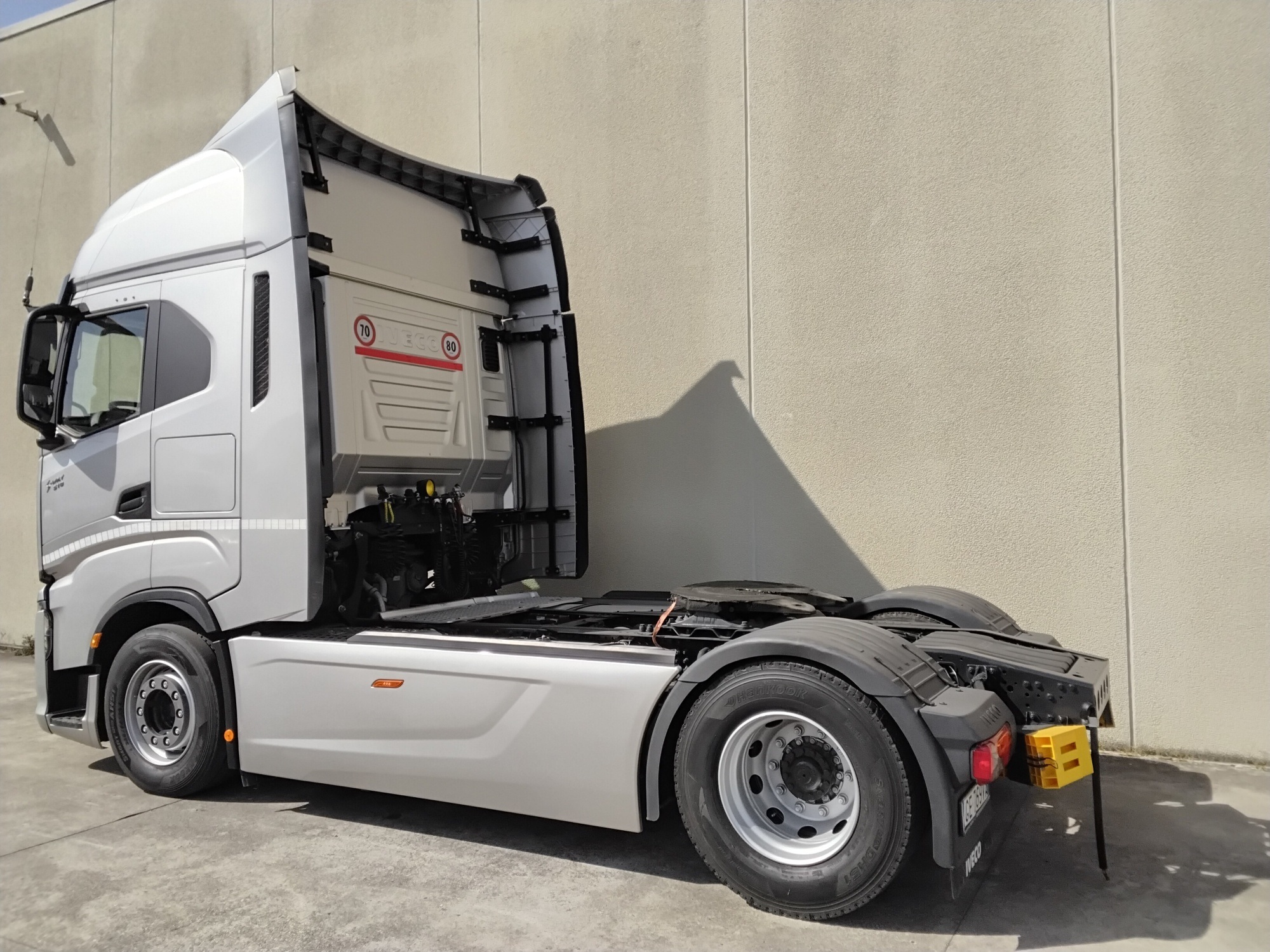 9cd37bbc 22f7 4230 b5e7 e326560a5003