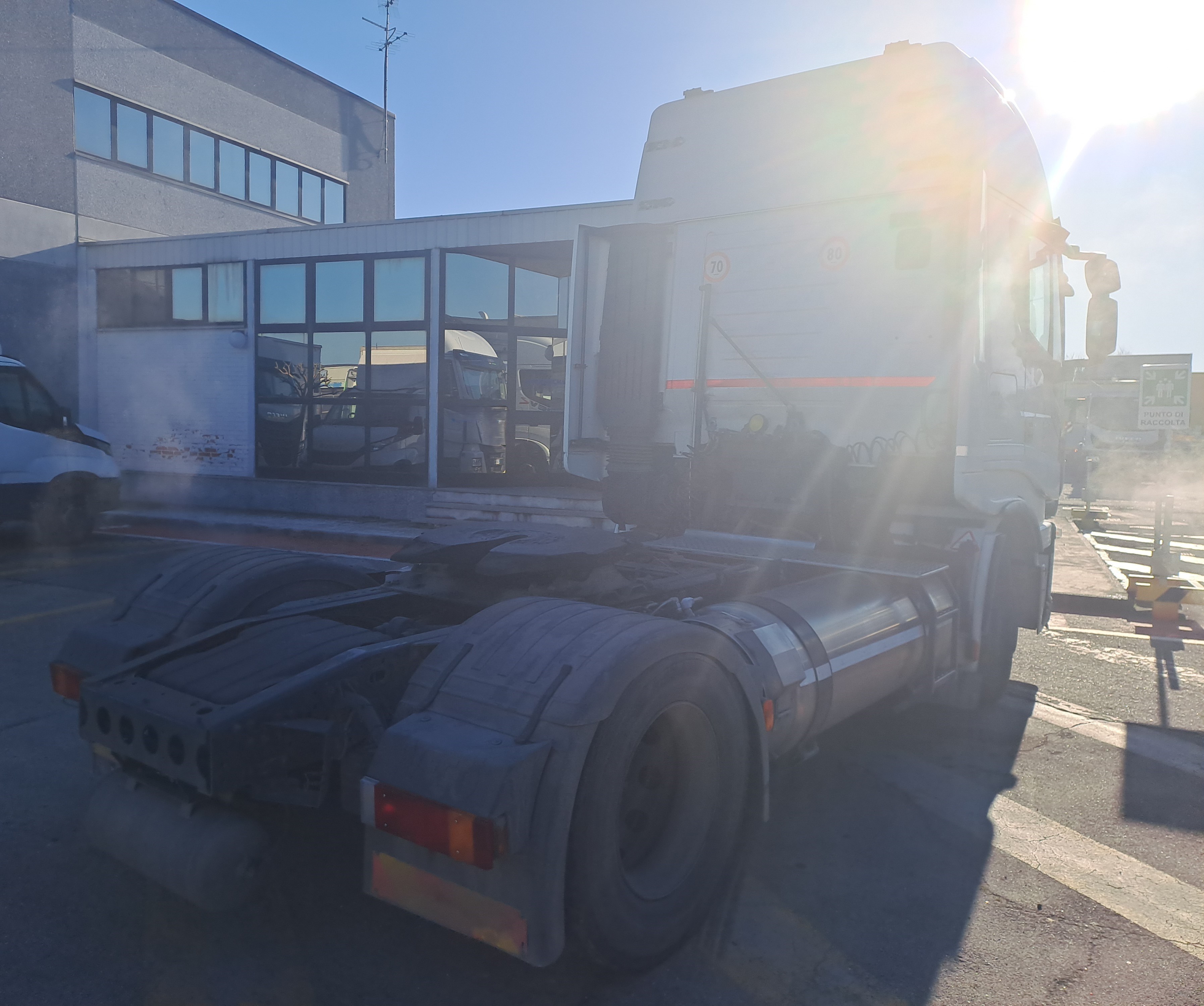 B847247f c32d 43ed 9e7f f697f96d2acf