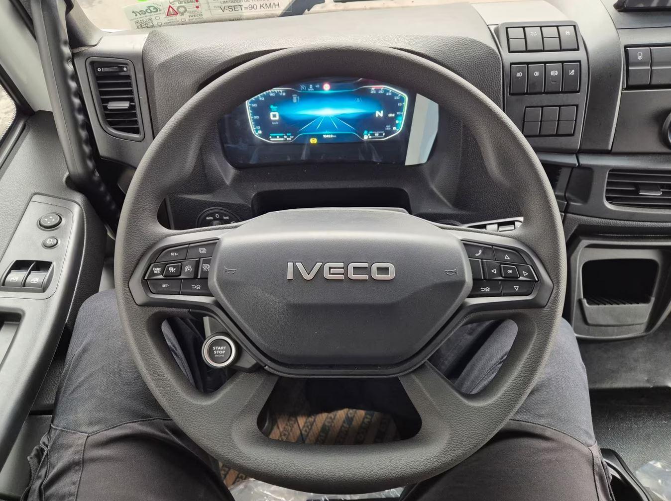 Bbd1995b 657f 4c15 945b ac4d67e48c45