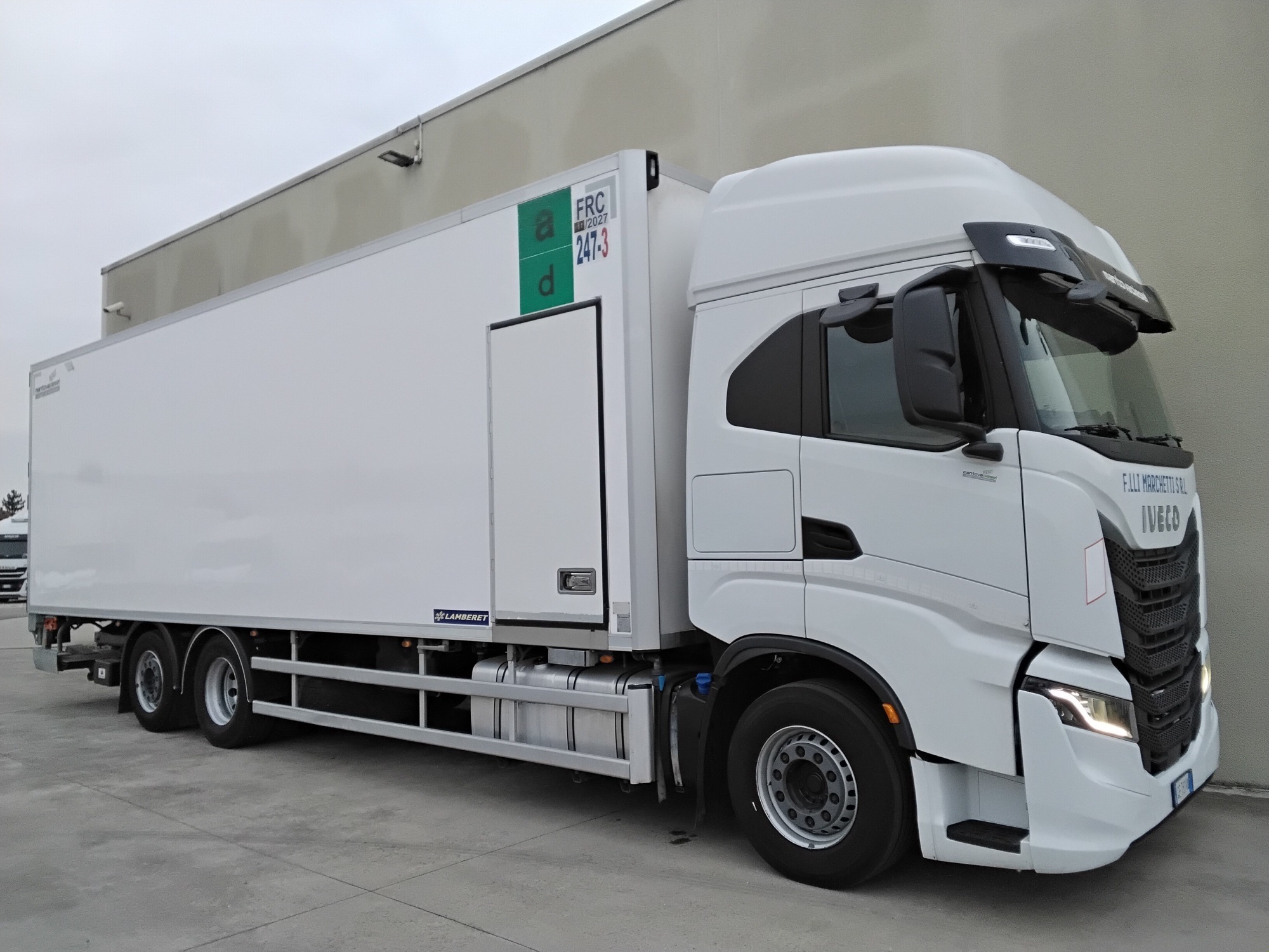 C5554307 bf5d 4f41 83b6 189d330cd976