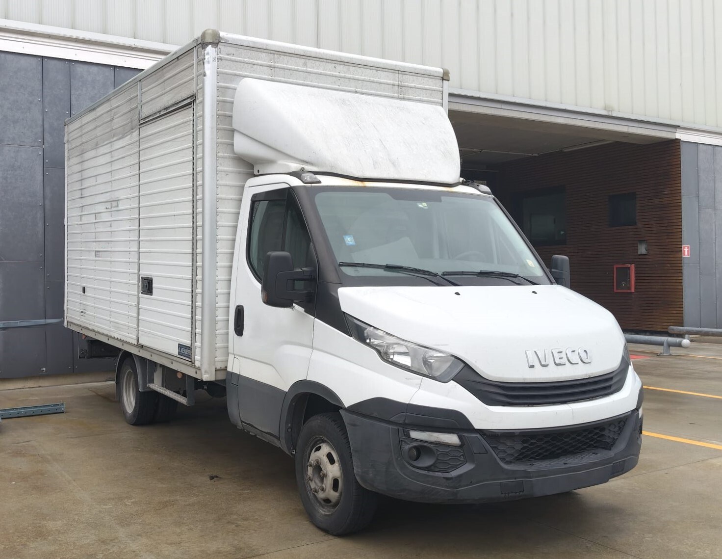 E00257a2 a689 4d36 96f4 bfc60f9bc994