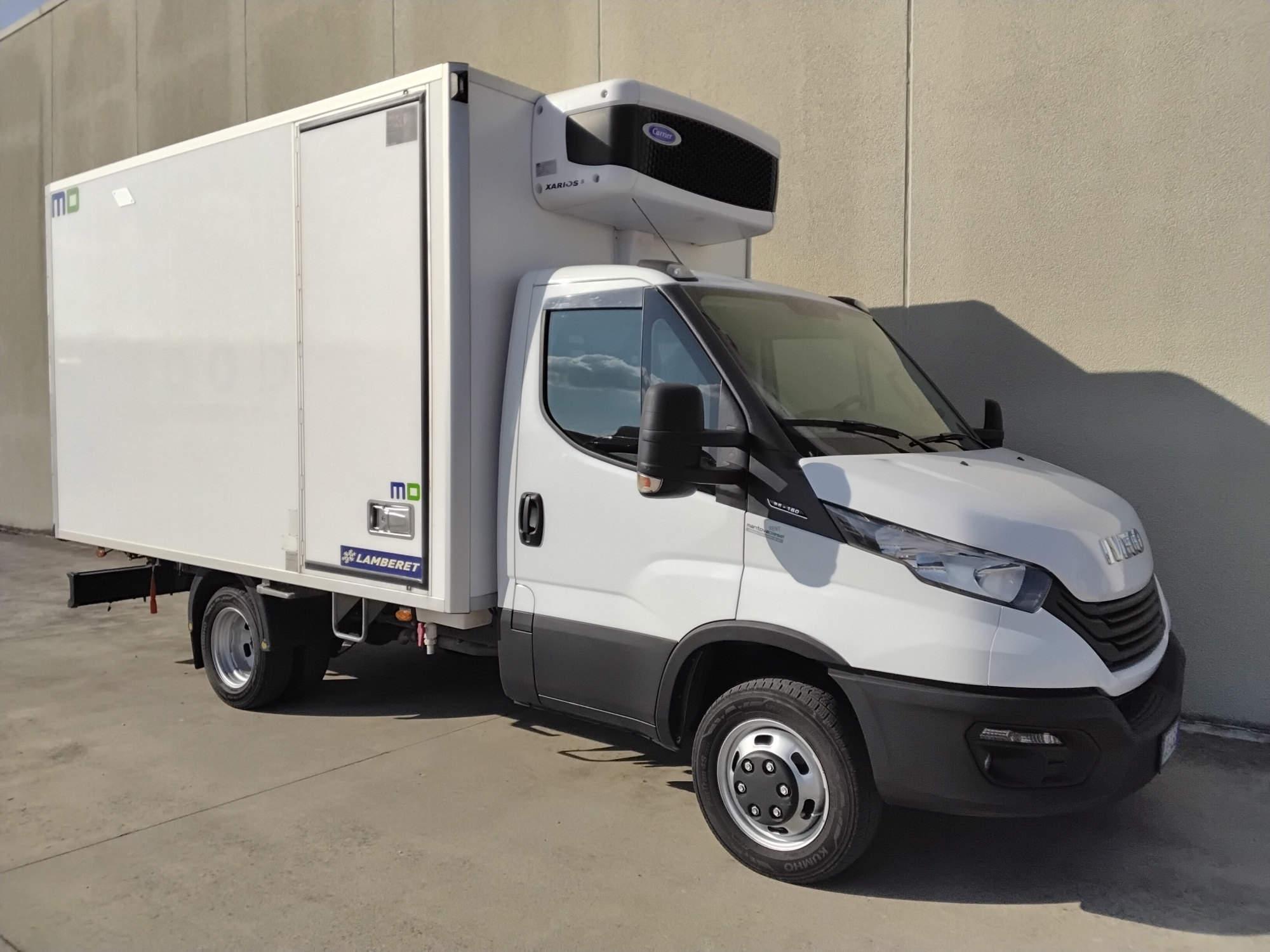 Eae128e8 d6d7 4a03 90da eba61efab8f6