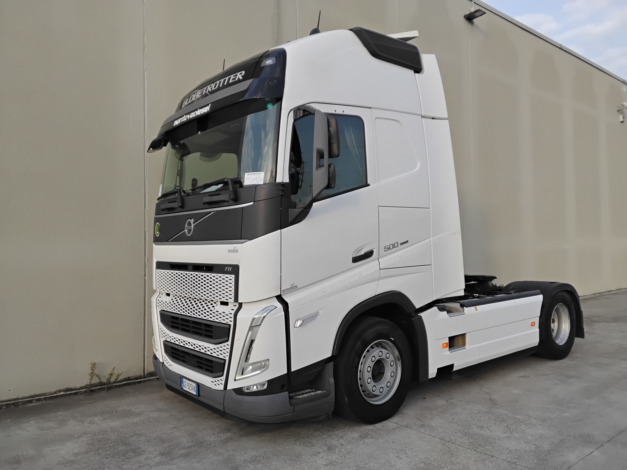 Eeeef015 ab22 47b8 a65e c6ed1832c8e0