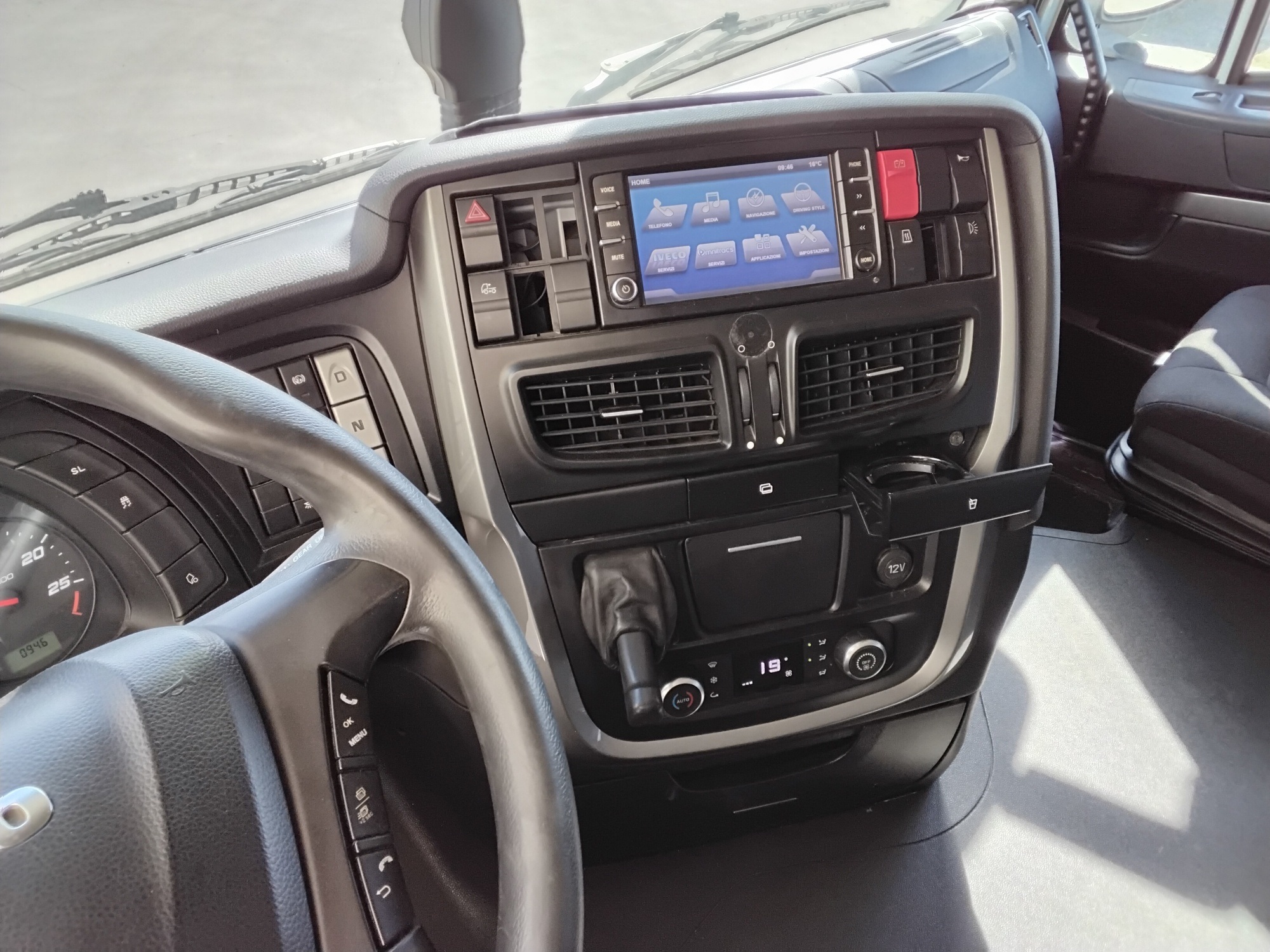 F92d54f3 f26e 40b2 9b40 128260e782ce