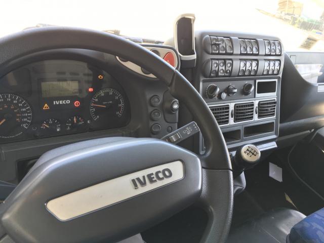250070F.JPG